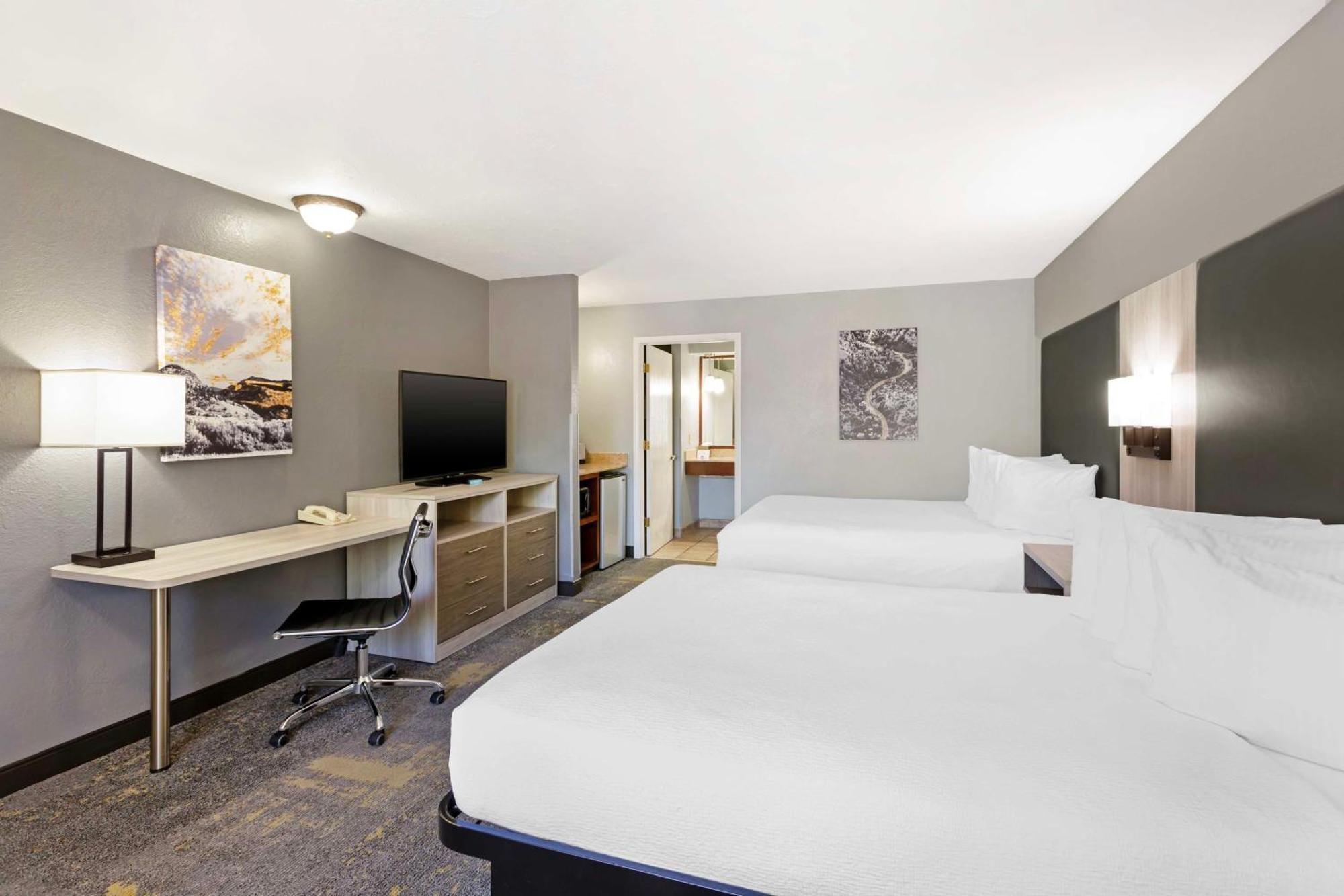 לוגאן Best Western Plus Weston Inn מראה חיצוני תמונה