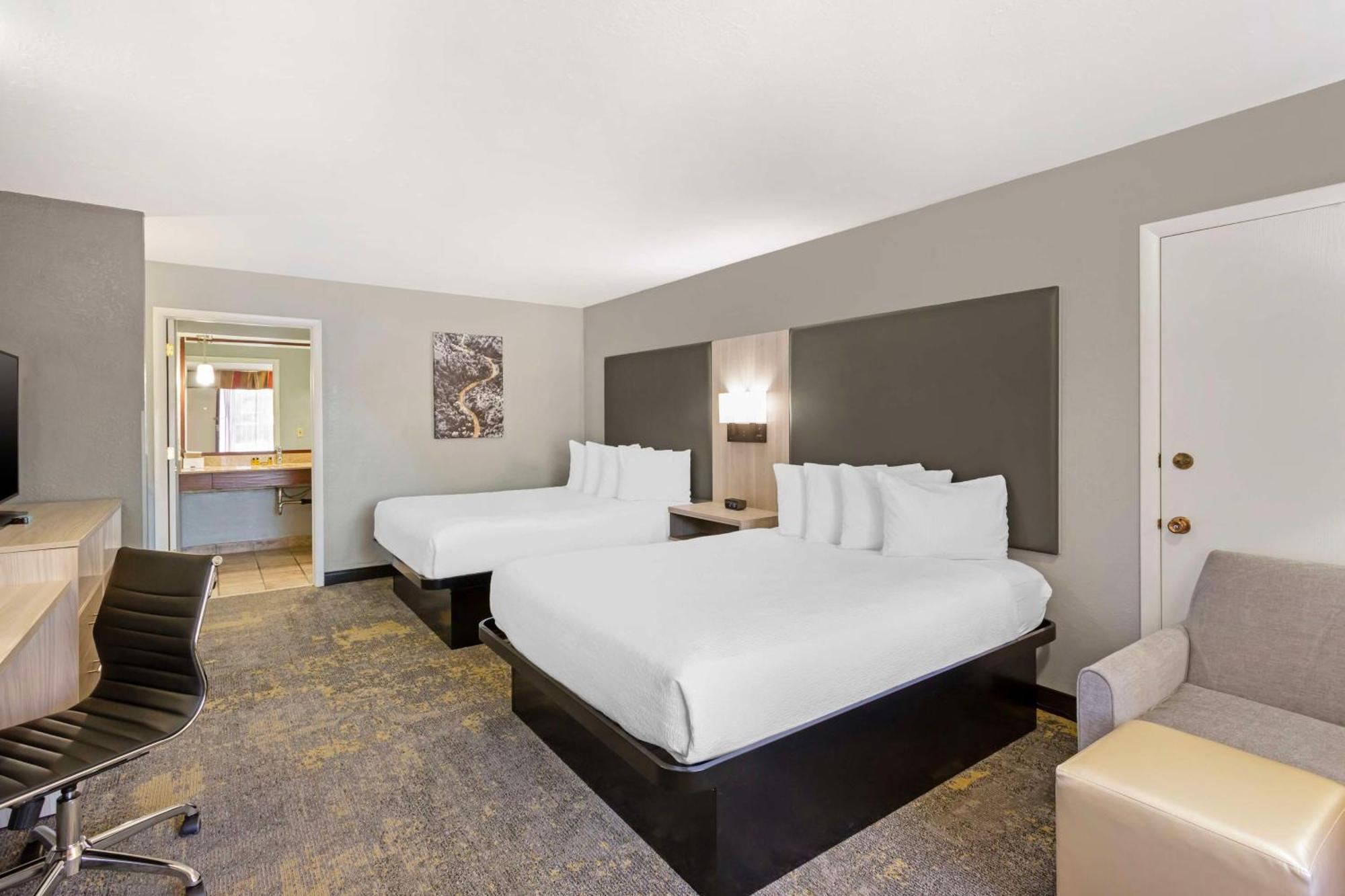 לוגאן Best Western Plus Weston Inn מראה חיצוני תמונה